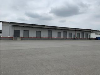 Foto 6 de Vía Perimetral  - Vía Daule se alquila bodega de 3000 m2