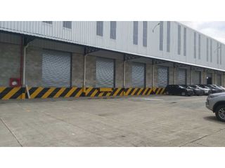 Foto 1 de Alquilo bodega 6.000 m2 en Via Daule