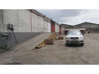 Foto 4 de Alquilo bodegas 3.000 m2 en Via Daule