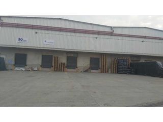 Foto 5 de Alquilo bodega 2.000 m2 en Inmaconsa con andenes