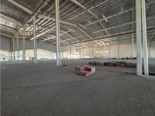 Foto 13 de Vía Daule se alquila bodegas 5500 m² ideal para farmaceuticas