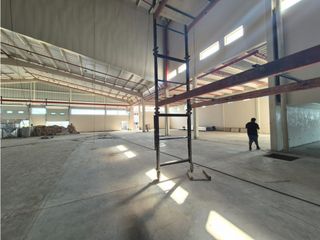Foto 7 de Vía Daule se alquila bodegas 5500 m² ideal para farmaceuticas