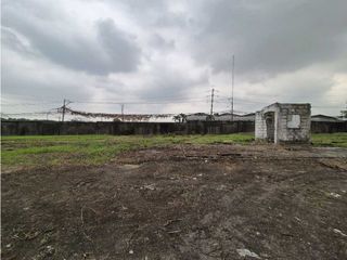 Foto 2 de Alquilo.Terreno.13.200.m2 en.Via Daule