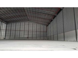 Foto 3 de Alquilo bodegas 2.413 m2,  en Via Daule