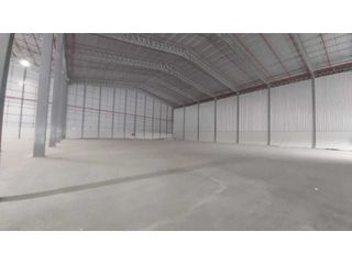 Foto 1 de Alquilo bodegas 6.375,36 m2 en Via Daule