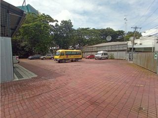 Foto 23 de Venta - Alquiler Local Comercial en Av Francisco de Orellana 1238 m2