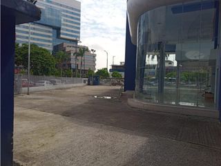 Foto 6 de Venta - Alquiler Local Comercial en Av Francisco de Orellana 1238 m2