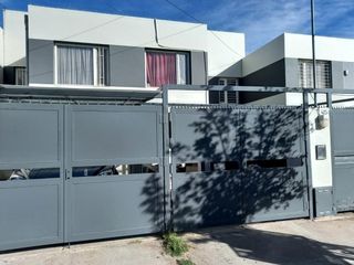Foto 3 de Neuquen. Alquiler Duplex amoblado 3 dormitorios (suite-vestidor) Barrio Rincon de Emilio