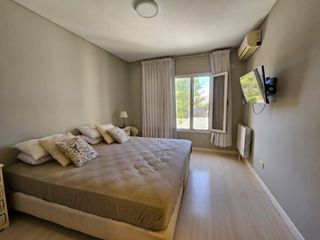 Foto 47 de Neuquen. Alquiler Duplex amoblado 3 dormitorios (suite-vestidor) Barrio Rincon de Emilio