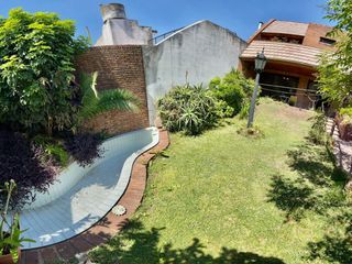 Foto 26 de Se Vende Excelente Casa Cinco ambientes, con 4 Cocheras, posible permuta por menor valor!!