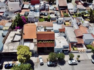 Foto 52 de Se Vende Excelente Casa Cinco ambientes, con 4 Cocheras, posible permuta por menor valor!!