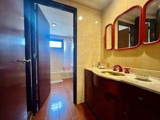 Foto 41 de Se Vende Excelente Casa Cinco ambientes, con 4 Cocheras, posible permuta por menor valor!!