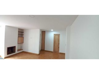 Foto 4 de VENDO APARTAMENTO ALHAMBRA REMODELADO 1 HABITACION vm