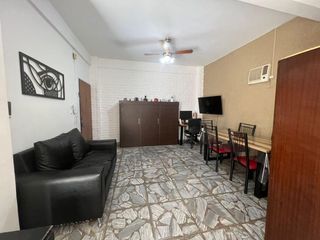 Foto 4 de VENTA • PH• LOMAS DEL MIRADOR • DOS AMBIENTES • PATIO