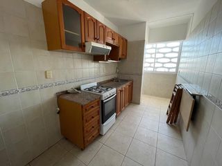 Foto 2 de DEPARTAMENTO 4 AMBIENTES EN VENTA / CON RENTA