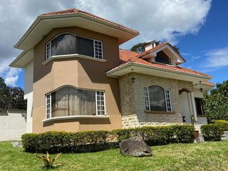 Foto 9 de CASA EN VENTA CON AREA VERDE,CHALLUABAMBA, APANGORAS