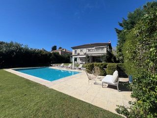 Foto 16 de LA ISLA, NORDELTA. Venta o Alquiler sobre la laguna