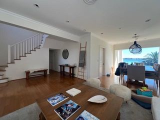 Foto 8 de LA ISLA, NORDELTA. Venta o Alquiler sobre la laguna