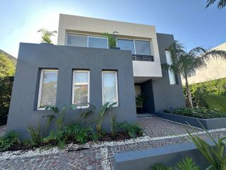 Foto 3 de Alquiler Anual Casa CON MUEBLES en Los Castaños Nordelta Tigre