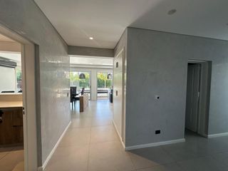 Foto 7 de Alquiler Anual Casa CON MUEBLES en Los Castaños Nordelta Tigre
