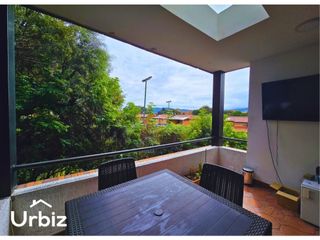 Foto 33 de Venta de casa de 395 m² en Colina Campestre Reservada