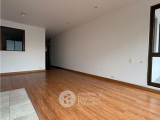 Foto 3 de Apartaestudio en venta, barrio Los Rosales, Bogotá