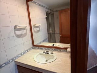 Foto 11 de Apartaestudio en venta, barrio Los Rosales, Bogotá