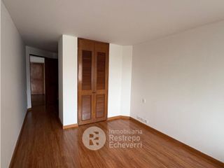 Foto 9 de Apartaestudio en venta, barrio Los Rosales, Bogotá