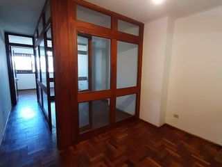 Foto 4 de ALQUILER OFICINA CENTRO