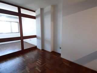 Foto 5 de ALQUILER OFICINA CENTRO