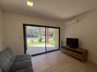 Foto 2 de Casa en Altos de la Cañada