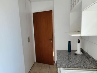 Foto 6 de Departamento en  alquiler de 1 dormitorio con balcón y terraza