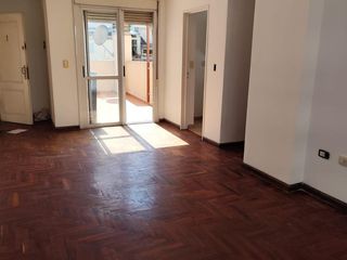Foto 3 de Departamento en  alquiler de 1 dormitorio con balcón y terraza