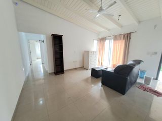 Foto 13 de Casa de dos dormitorios en alquiler. Las Acequias, Roldán
