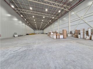 Foto 5 de *VA A DAULE BODEGA  5660 m² ideal CENTRO DE DISTRIBUCION Y LOGISTICA