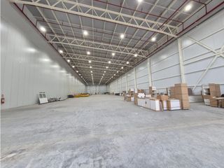 Foto 4 de *VA A DAULE BODEGA  5660 m² ideal CENTRO DE DISTRIBUCION Y LOGISTICA