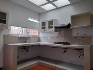 Foto 3 de Vendemos Apartamento Segundo Piso Yumbo