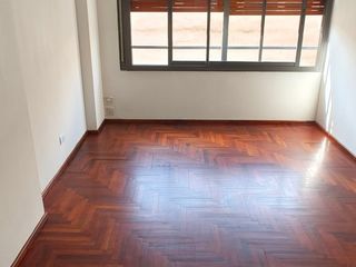 Foto 1 de Venta Dpto 1 Dorm Edif. Lanin VI a mts de NVA CBA
