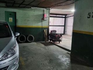 VENTA COCHERA RECOLETA