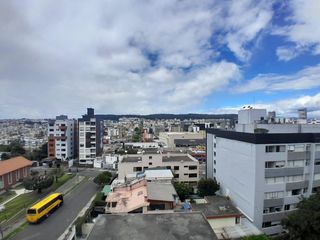 Foto 7 de Oficina en  renta   en  Quito Tenis