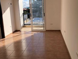 Foto 3 de ALQUILER DE DEPARTAMENTO EN Caseros