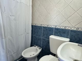 Foto 8 de PH en alquiler de 2 dormitorios c/ cochera en Villa Primera