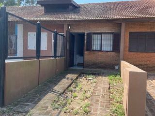 Foto 1 de Duplex en venta en Las Toninas
