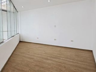 Foto 6 de Casa en Alquiler en Cerro Colorado – Urb. Villa Florida
