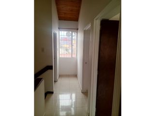 Foto 16 de Casa En Arriendo barrio Castilla Primer Piso