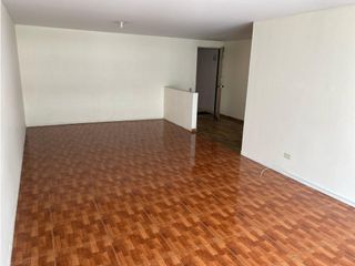 Foto 2 de Apartamento en alquiler ubicado en Chico Reservado