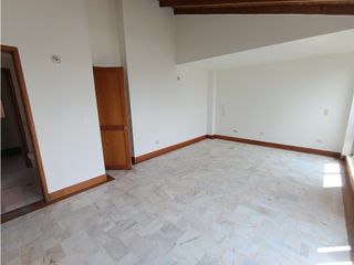 Foto 11 de CASA EN VENTA CONDOMINIO CHIPICHAPE 220M2 5HB 4BÑ 2PPC DP CALI NORTE
