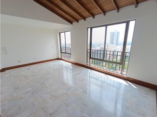Foto 14 de CASA EN VENTA CONDOMINIO CHIPICHAPE 220M2 5HB 4BÑ 2PPC DP CALI NORTE