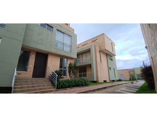 Foto 37 de Venta Aparta Casa en Conjunto Cerrado Cota