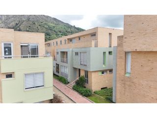 Foto 1 de Venta Aparta Casa en Conjunto Cerrado Cota